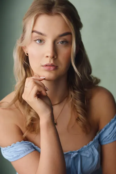Tina Skrzypiec, photographed by Andy Brown