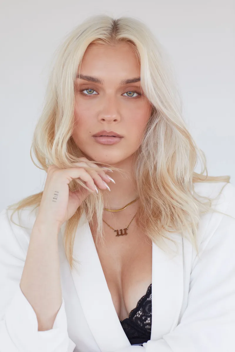 Tina Skrzypiec headshot by Anna Fowler